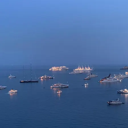 Loft Sea View 400 Meters From Monaco 아파트 로퀴에브륀캡마르탱